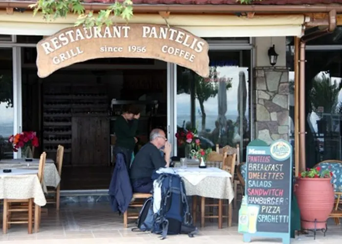 Pantelis Pensión Poros (Kefalonia)